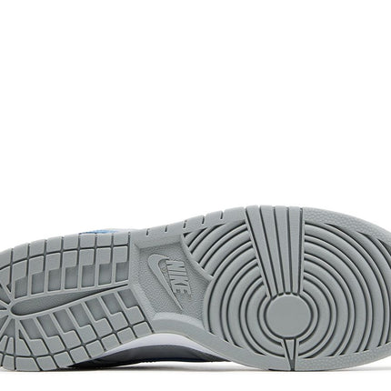 NIKE DUNK LOW 'SILVER SURFER'