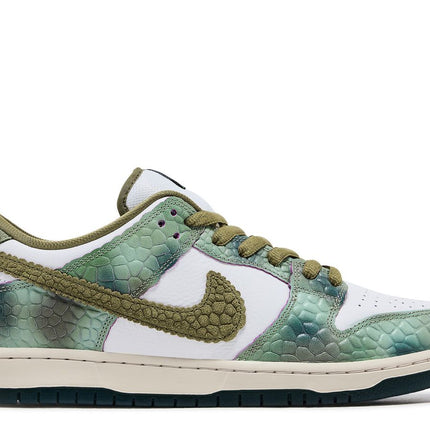 NIKE ALEXIS SABLONE X DUNK LOW SB 'CHAMELEON'