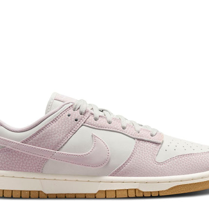 NIKE WMNS DUNK LOW PREMIUM NEXT NATURE 'PLATINUM VIOLET GUM'
