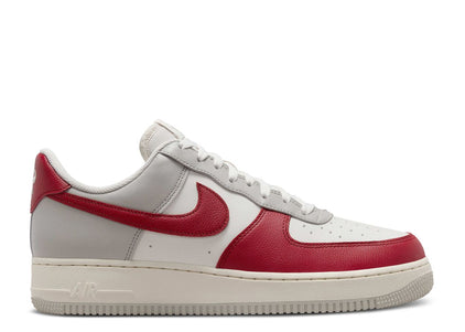 NIKE AIR FORCE 1 '07 LV8 'GYM RED TOE'