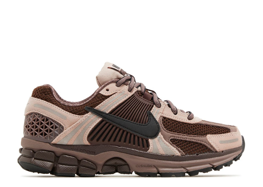 NIKE WMNS AIR ZOOM VOMERO 5 'PLUM ECLIPSE'