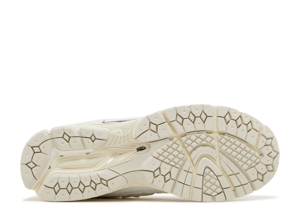 NEW BALANCE 1906D 'PROTECTION PACK - WHITE TURTLEDOVE'