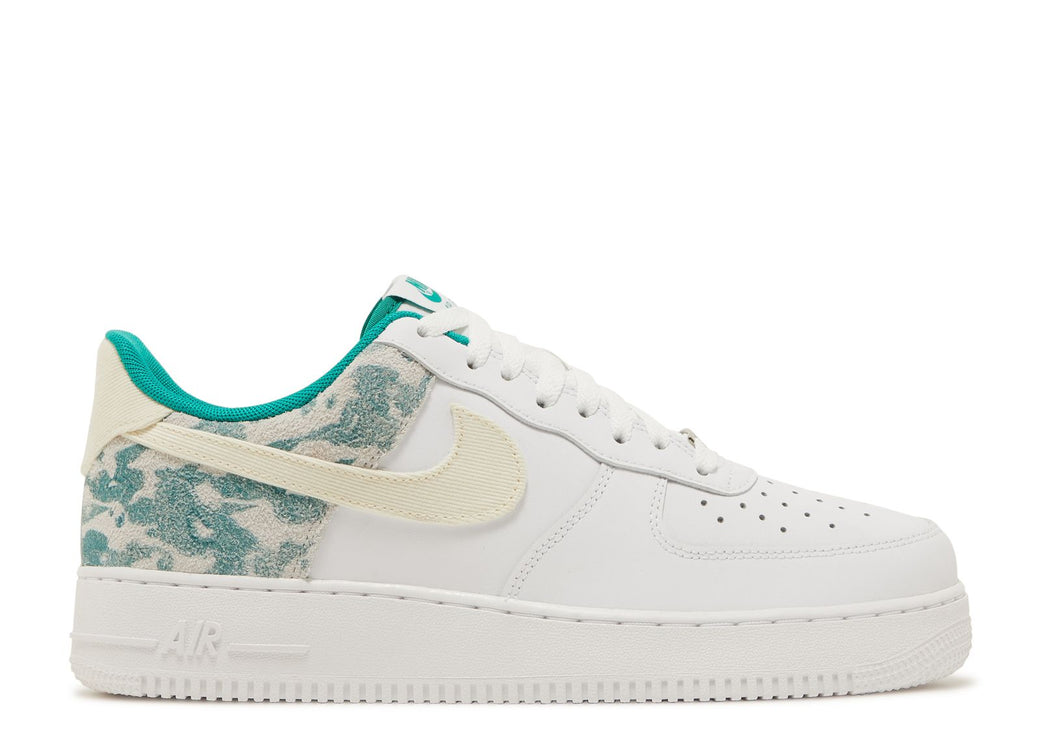 NIKE AIR FORCE 1 '07 LV8 'NEPTUNE GREEN CAMO'
