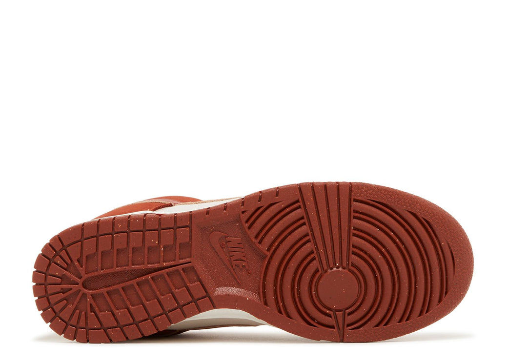 NIKE WMNS DUNK LOW LX 'RUGGED ORANGE'